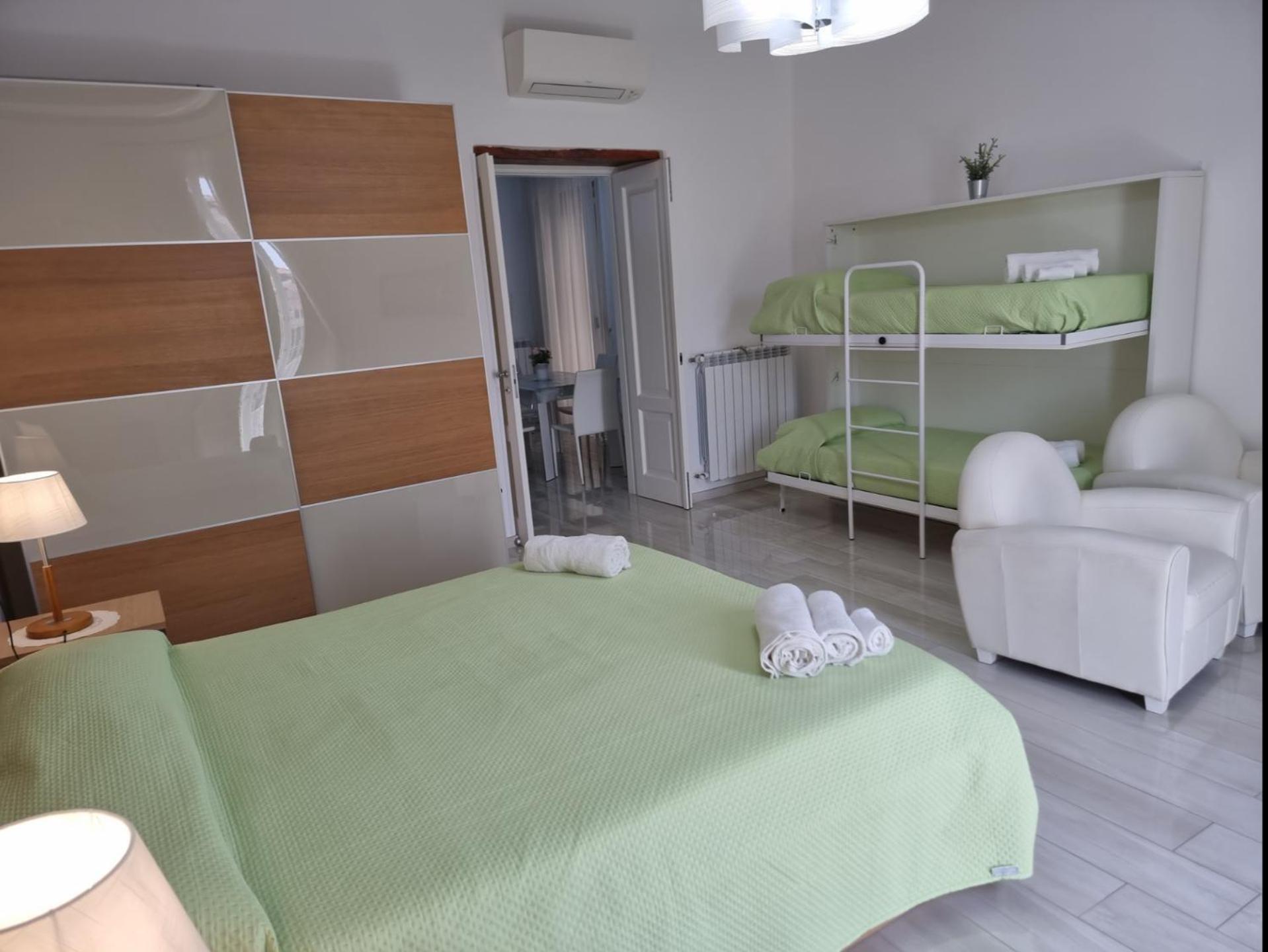 Al Teatro Verdi Luxury Apartment Salerno Buitenkant foto